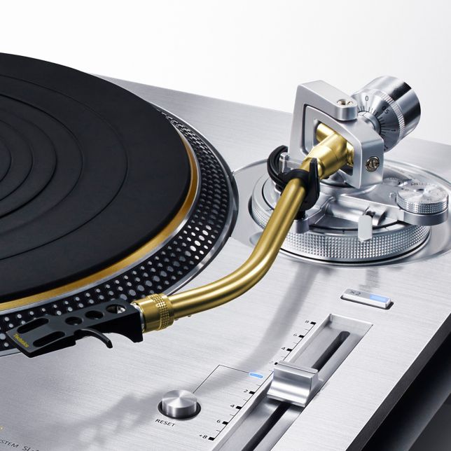 Technics SL-1200GMEES Technics SL-1200GME gramofon s přímým pohonem (antivibrační konstrukce, vysoká citlivost počátečního pohybu, stabilní otáčky), stříbrný 12 Technics SL-1200GMEES ast 3006752 11